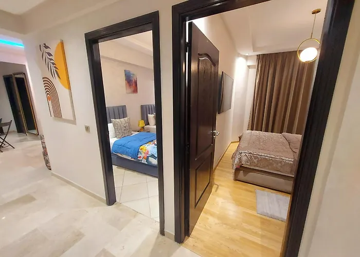 Luxury Downtown Apartment Of 80M2 In Front Of Hassan 2 Mosque And Sea From Family , Pour Famille , Interdit Couples Araabic Non Marie, Forbidden Unmarried Araabic Couples Basement Car Park