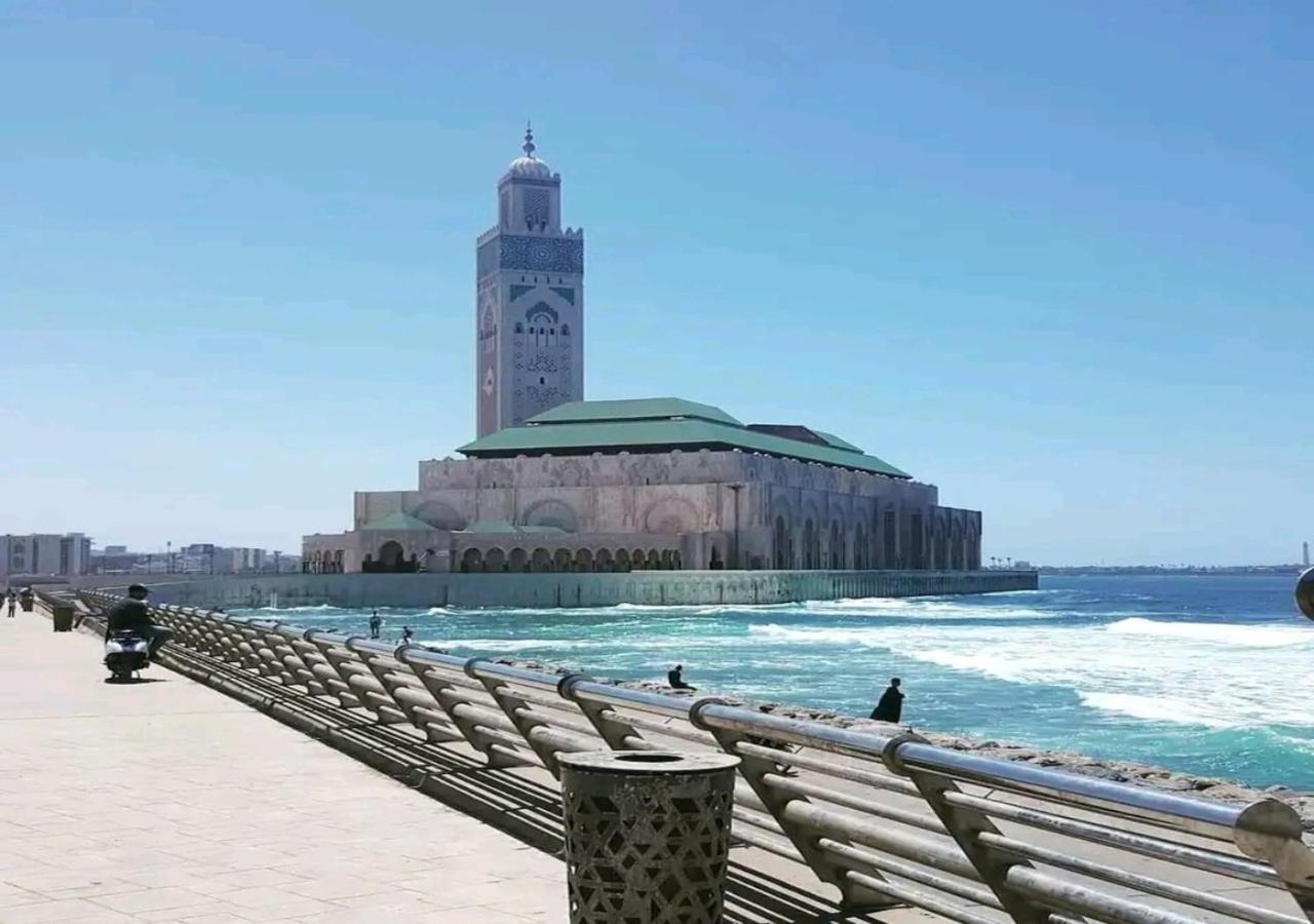 Luxury Of 80m2 , 1minute From Hassan2 Mosquè From Family , Pour Famille , Interdit Couples Araabic Non Marié, Forbidden Unmarried Araabic Couples